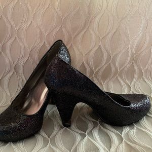 Black Glittery Heals